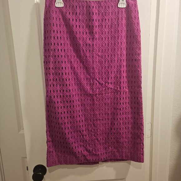 NWT Ann Taylor Eyelet Midi Skirt - Picture 3 of 3